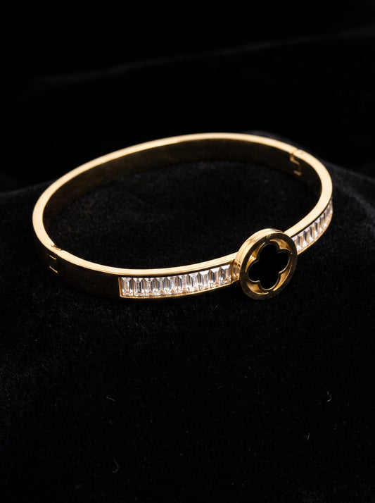 Ladies Bracelet - Antique Oxidized Silver Kada