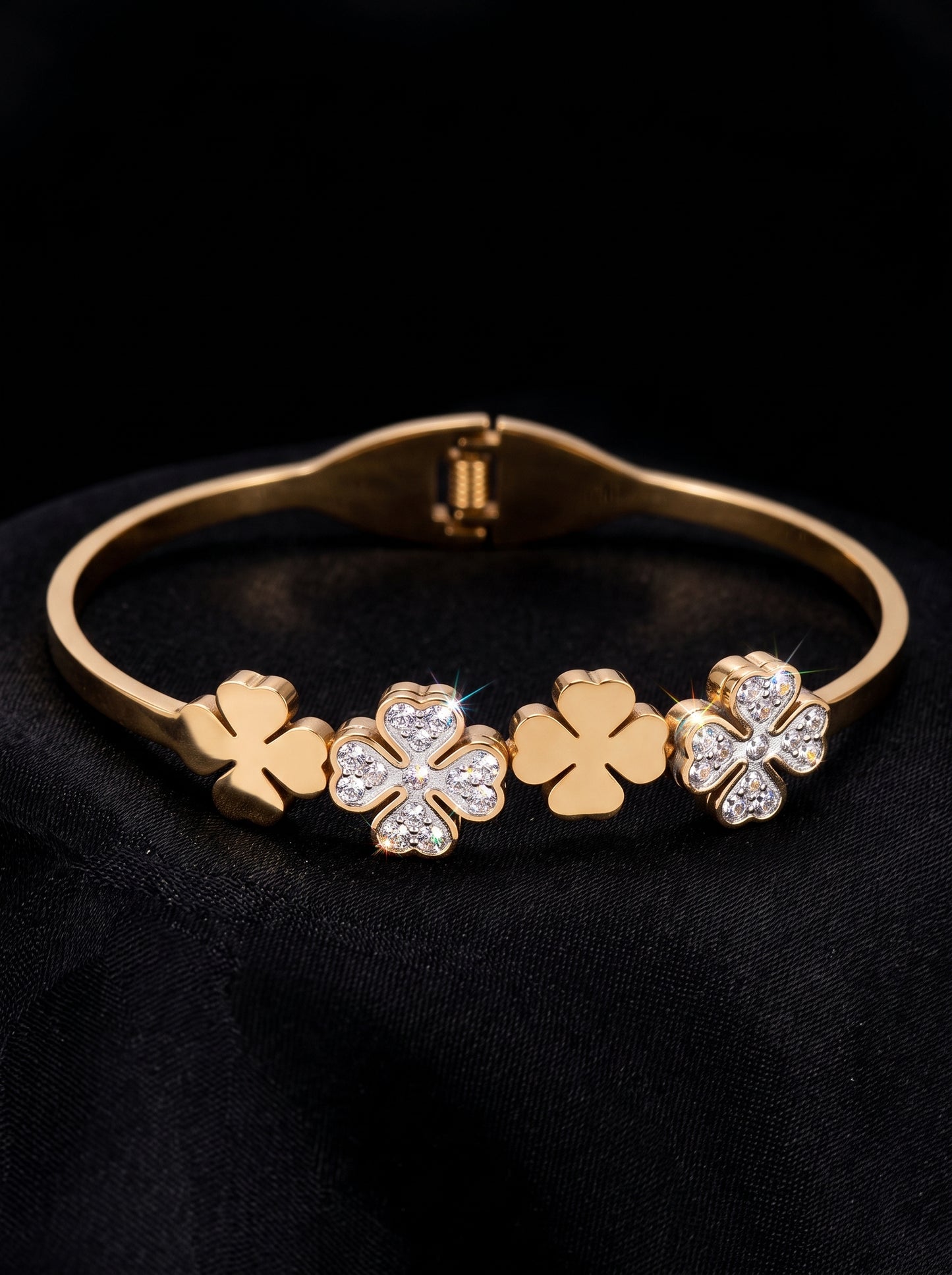 Ladies Bracelet - Zircon Stone Gold Bangle