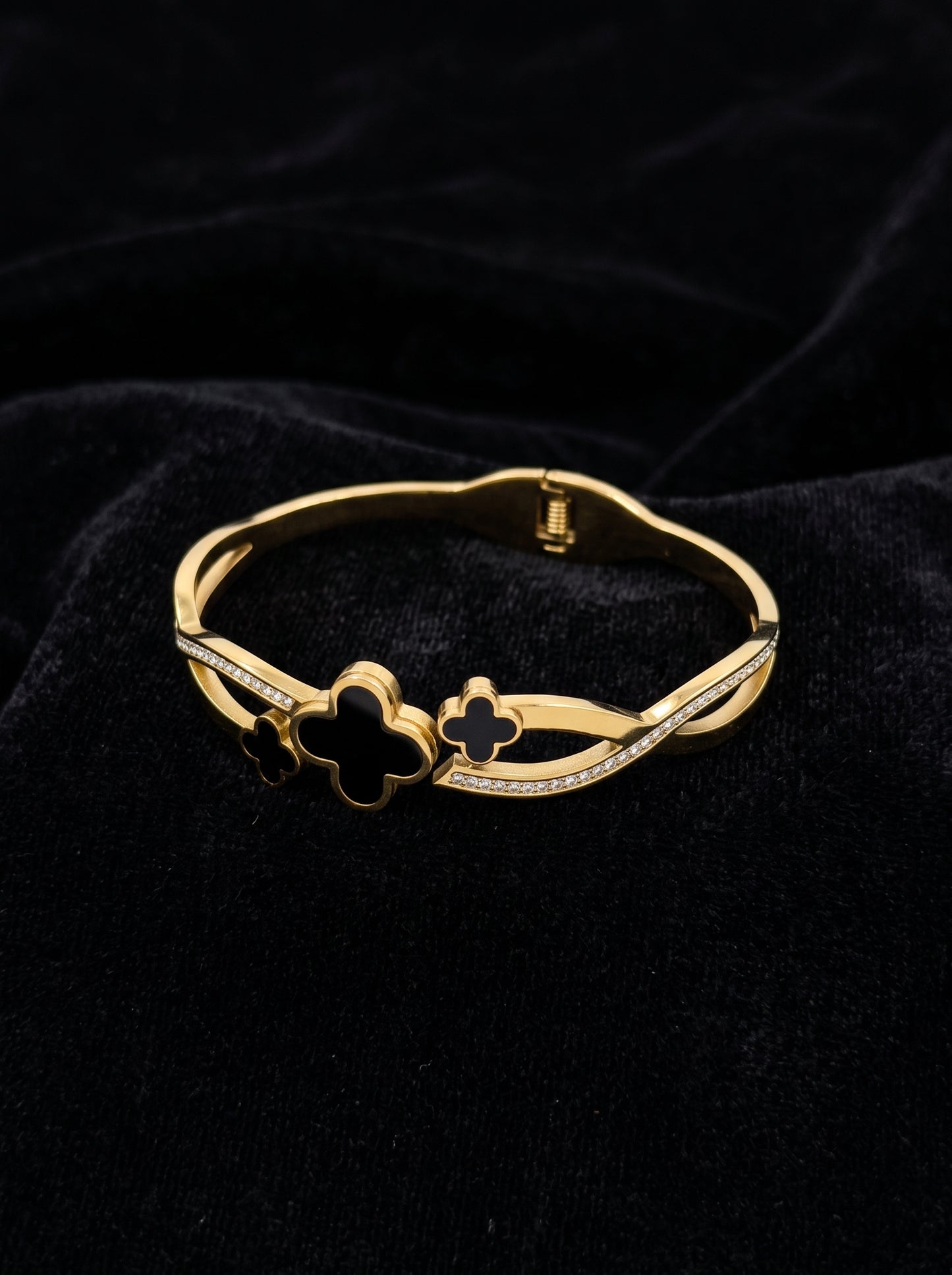 Ladies Bracelet - Bridal Polki Choori Set