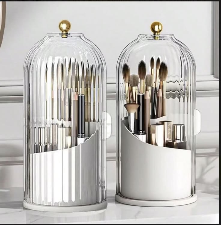Luxury Ribbed Brush Organizer with Clear Cover